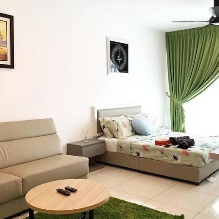 ZY Studio @ EVO SOHO Bangi [ASTRO WiFi NETFLIX] Bagian luar foto